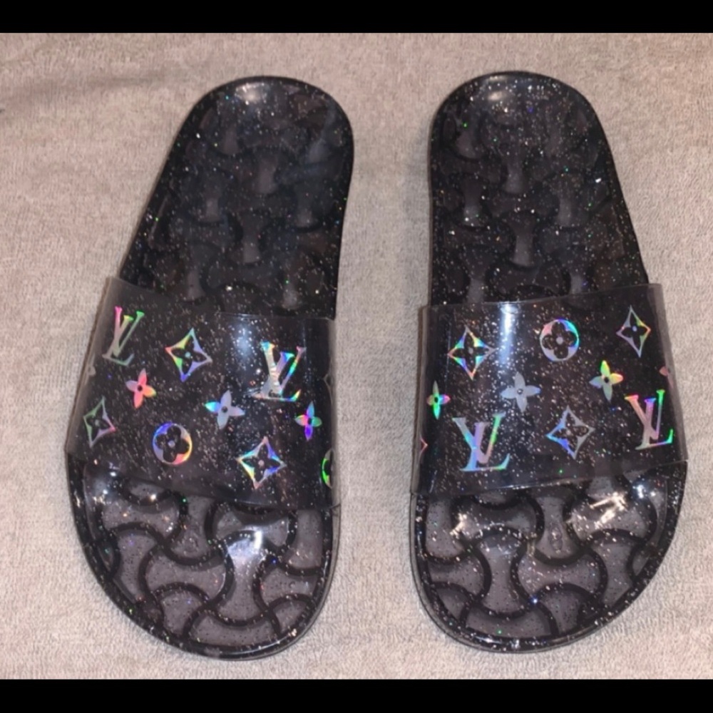 Gummy clear slides